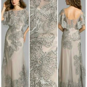 NWT LARA size 4 gown MOB/MOG!